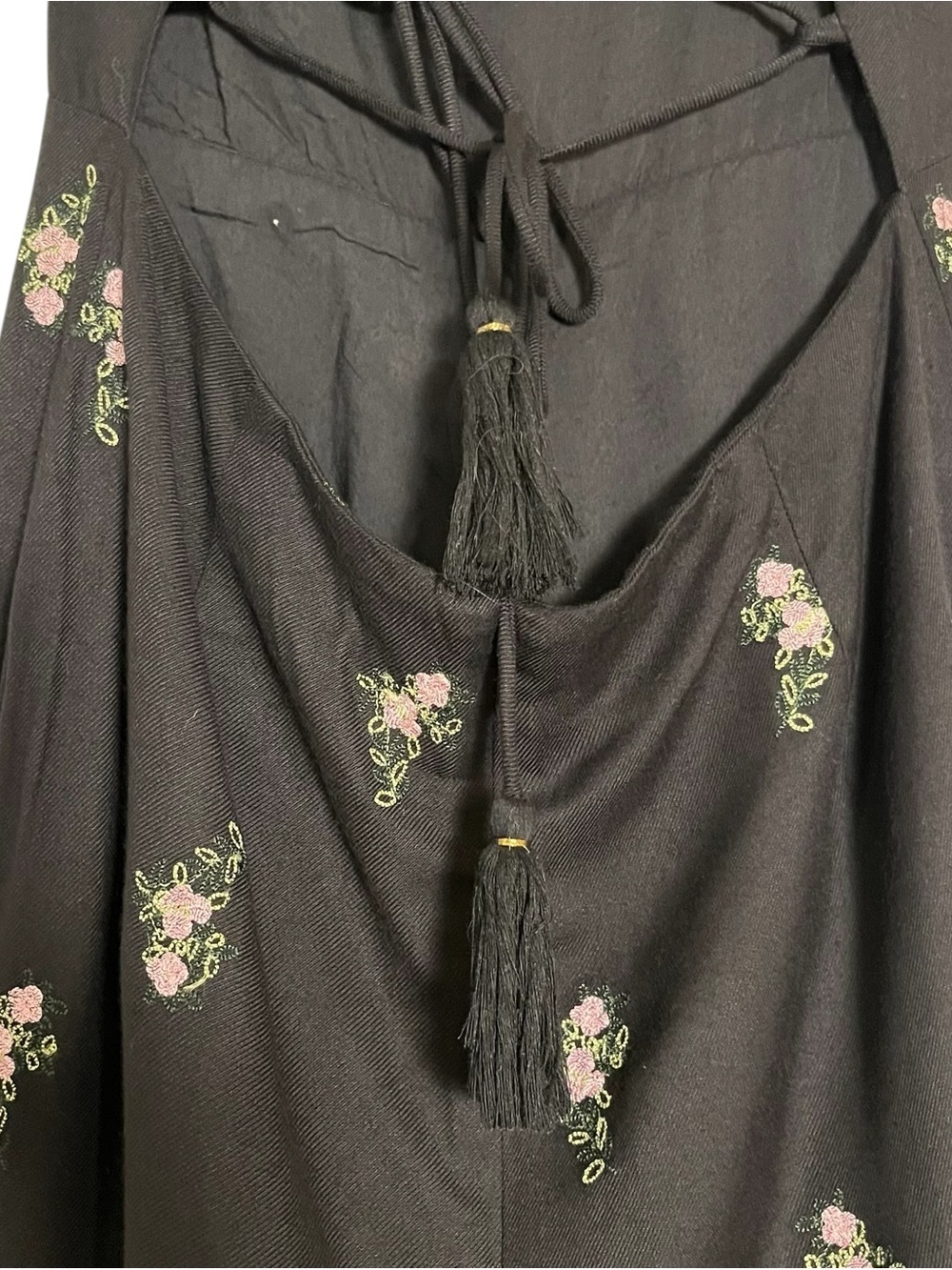 House of Harlow 1960 X Revolve
Natalie Backless Floral Wide Leg Jumpsuit — M - Picture 6 of 14